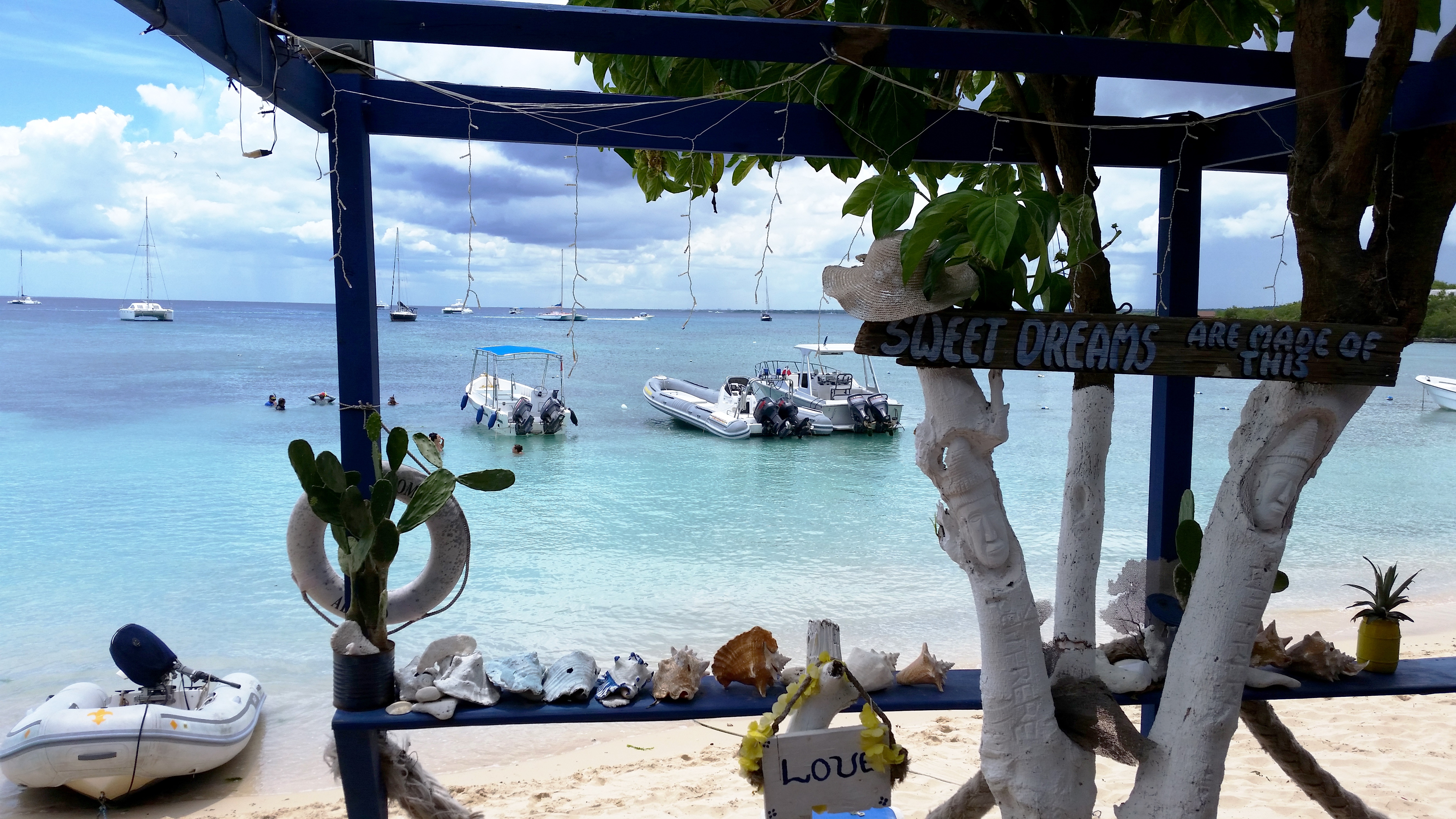 The Barco Bar in Bayahibe - our favorite hangout, and the only place we could find to beach Lagniappe