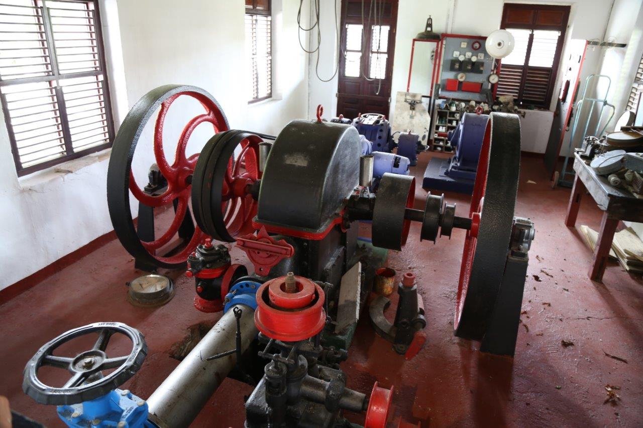 Over a century old, this steam engine is still use to make rhum